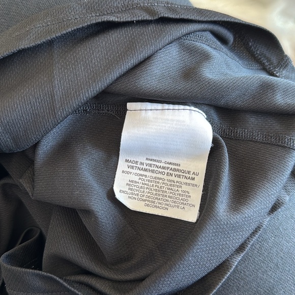 Nike | Women’s Large Black Dri-Fit Athletic Shirt - Picture 10 of 11